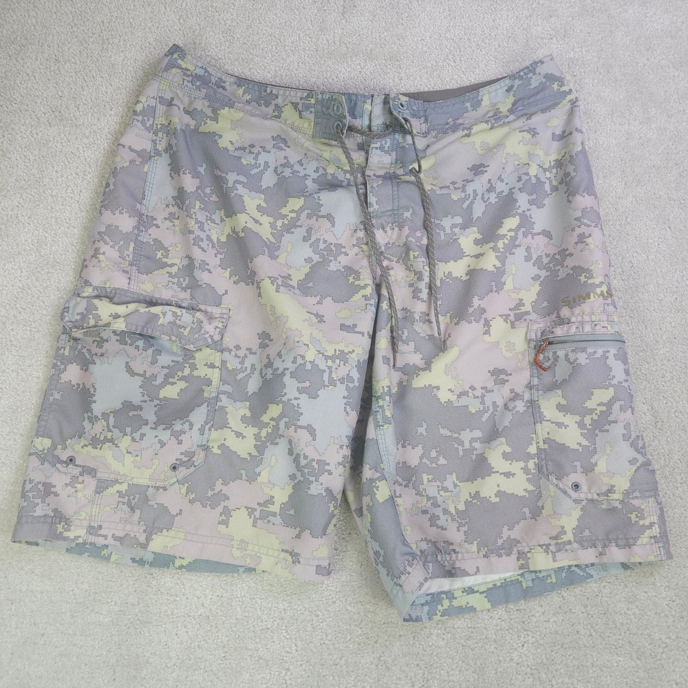 Simms Fishing Products Digital Camo Board Shorts Mens 36-38 Gray Fishing Shorts